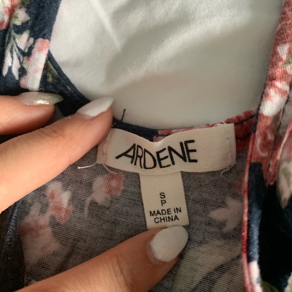 Tank top - Picture 2 of 2